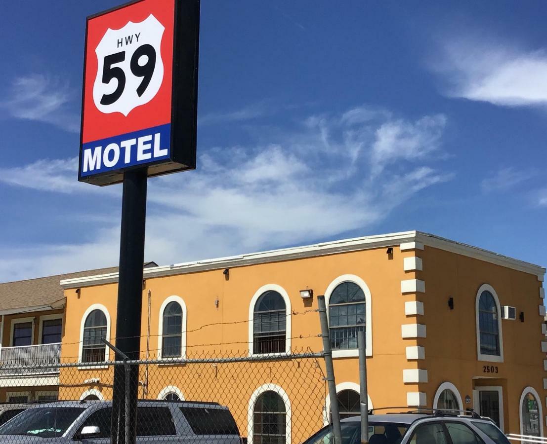 Hwy 59 Motel Laredo Medical Center Экстерьер фото